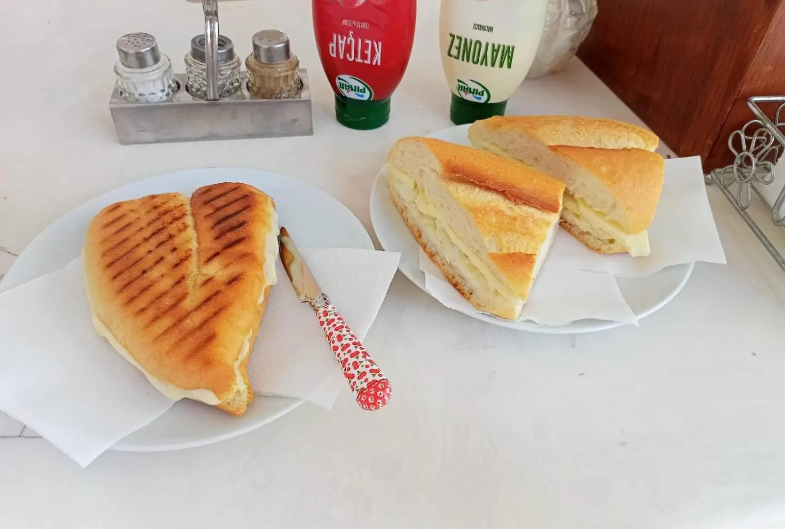 福廷别墅膳食公寓 库萨达斯 2*,